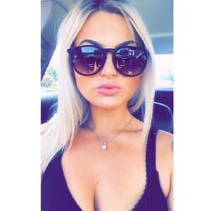 Meet your Posher, Brittany